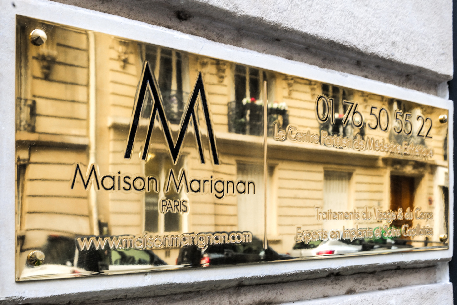 photo de la façade du centre esthétique Maison Marignan à Paris
