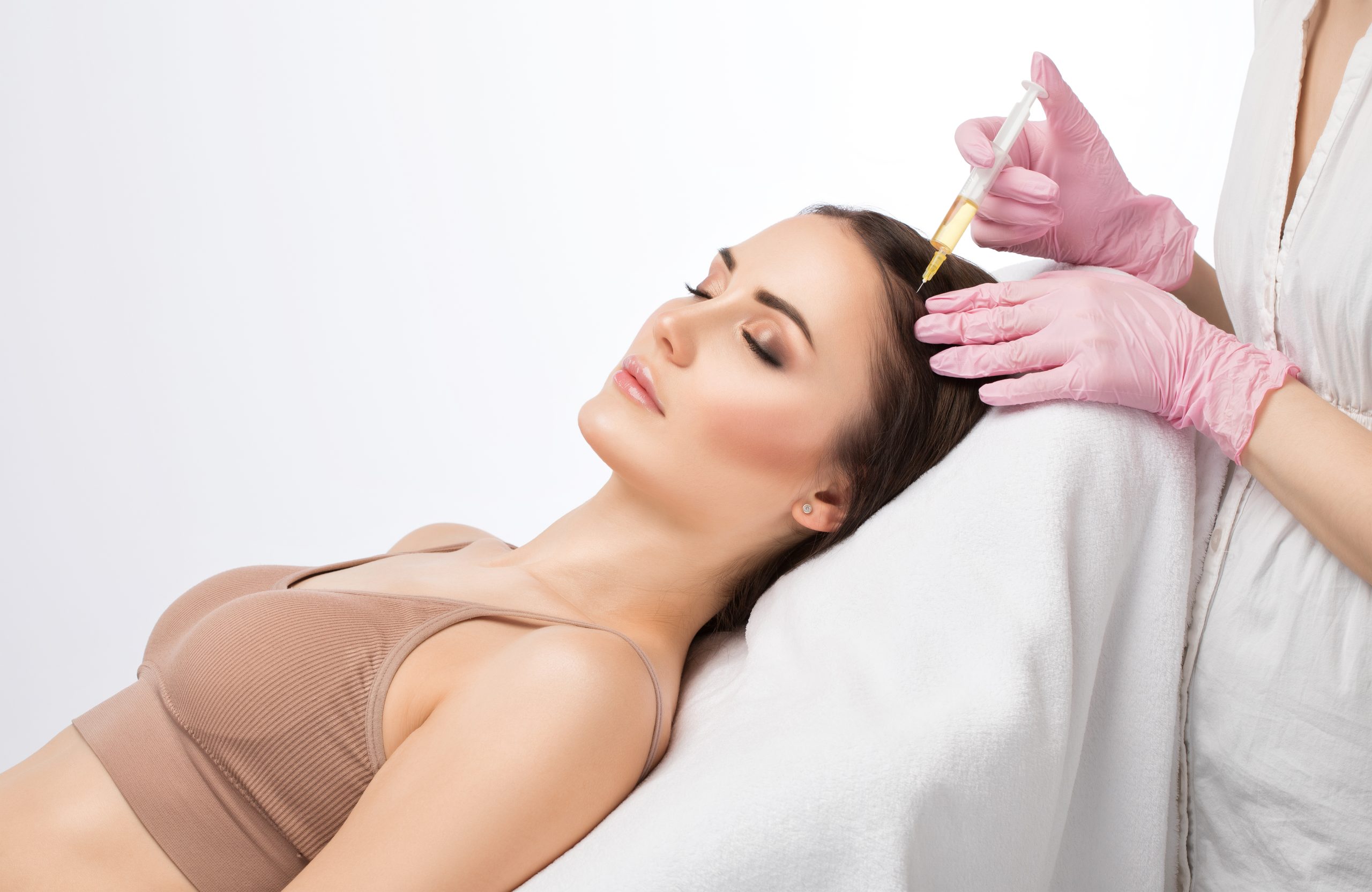 Injection d'acide hyaluronique avec micro-canules Paris